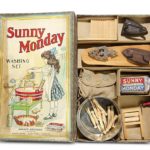 "SUNNY MONDAY WASHING SET" IN ORIGINAL BOX BY PARKER BROTHERS